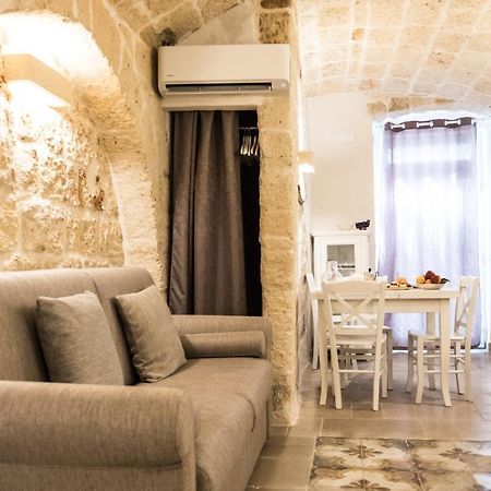 Dimore Del Borgo Antico - Il Sottano モノーポリ エクステリア 写真